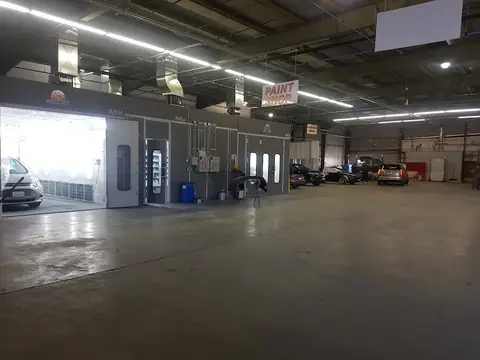 Golden State Collision Center in Daly City