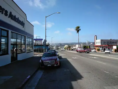 Masters Auto Body in Daly City