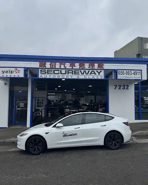 Secureway Auto Body in Daly City