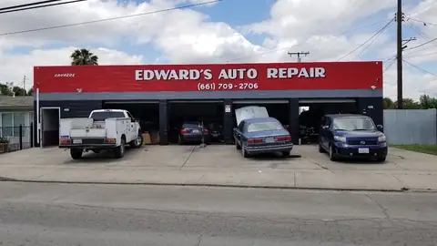 Edward's Auto Repair in Delano