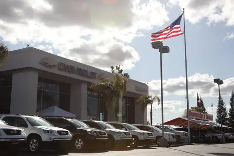 Ed Dena's Auto Center in Dinuba