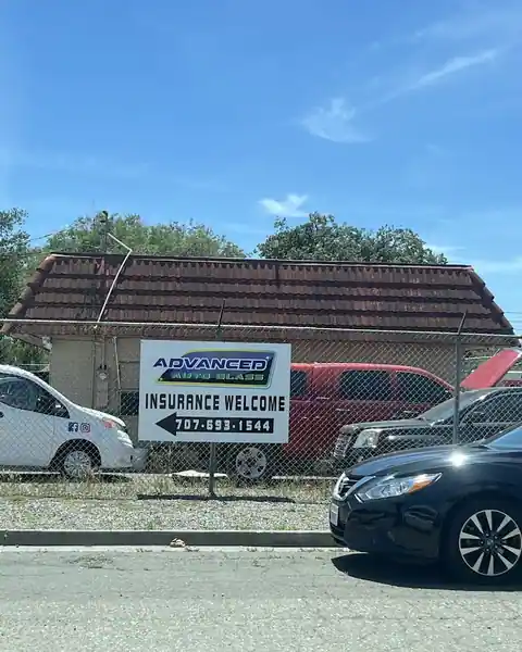 Advanced Auto Glass in Dixon