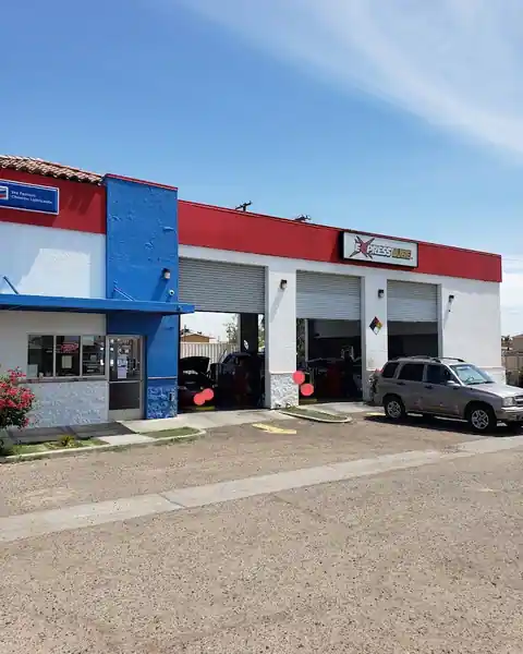 Exxpress Lube in El Centro