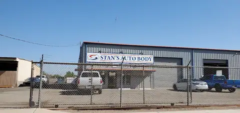 Stan's Auto Body in El Centro