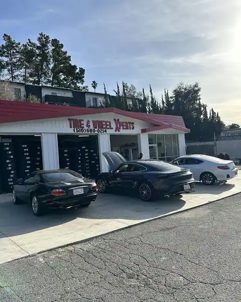 Tire and Wheel Xperts in El Sobrante