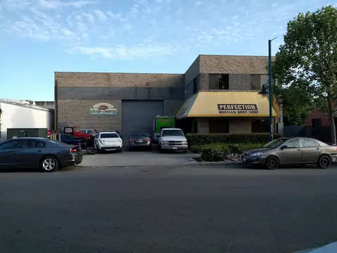 Continental Auto Body in Emeryville