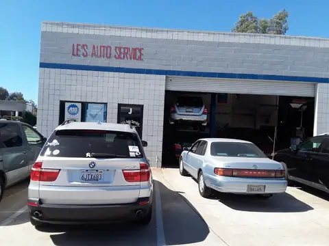Le's Auto Services in Escondido