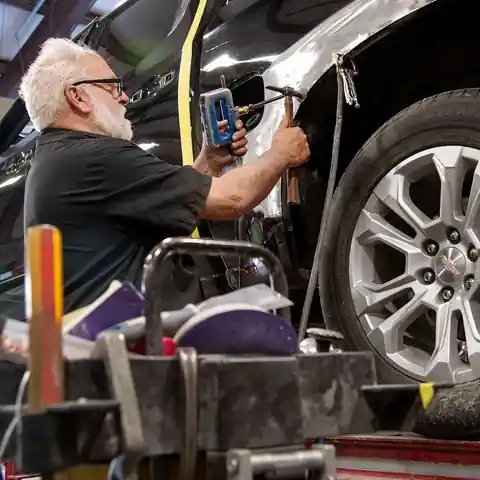 G&C Auto Body, Inc. in Fairfield