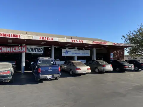 Moorhead Auto Care & Tires in Fairfield