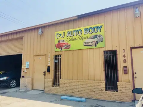 C&J Auto Body & Paint in Farmersville