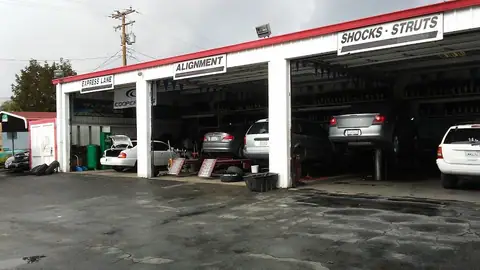 Vic's Tires in Fillmore