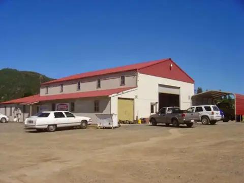 Pioneer Auto Body in Fort Jones