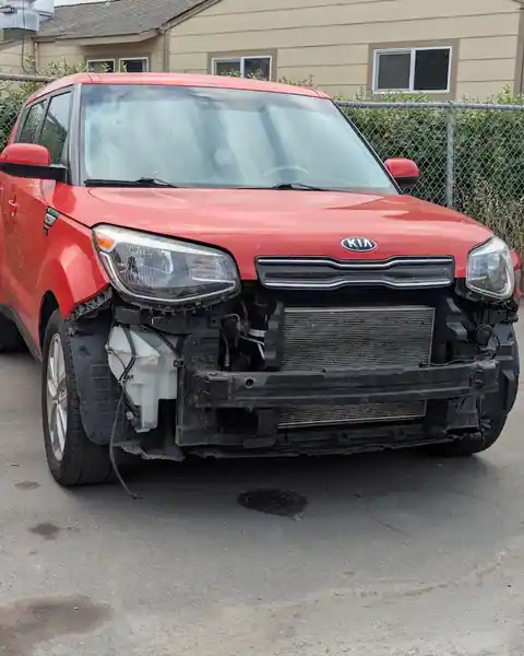 Mc Kay Collision Repair in Fortuna