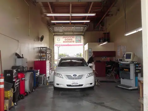 S & W Auto Smog Check in Fountain Valley