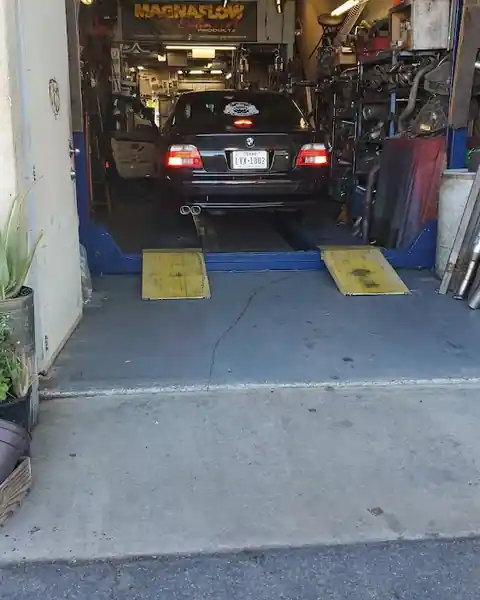 Valente Mufflers in Fountain Valley