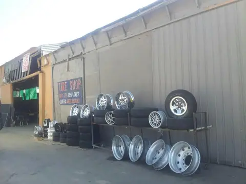 El Paso Tire Shop in Fowler