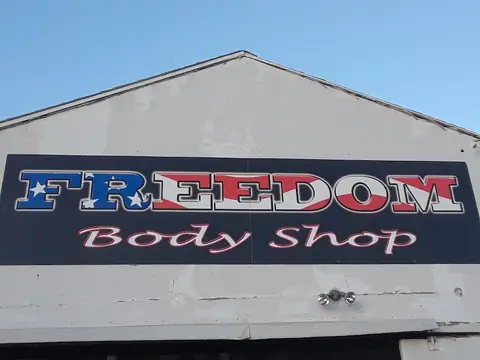 Freedom Body Shop in Freedom