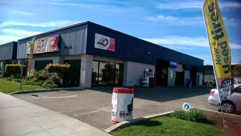 Fast Tire Service Fresno in Fresno