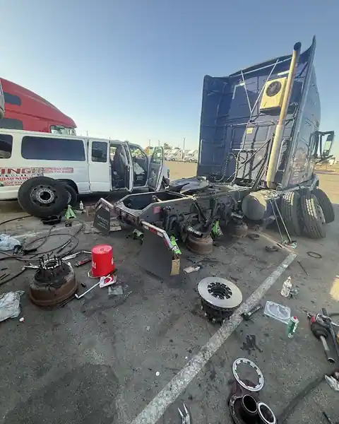 Singh Truck Repair in Fresno