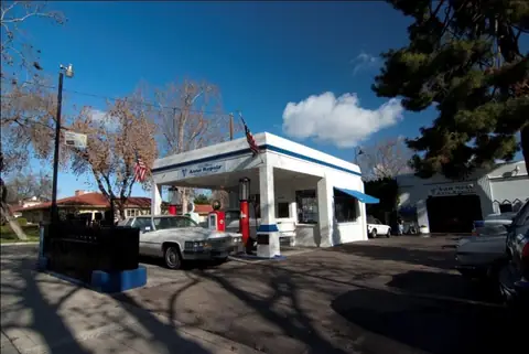 Van Ness Chevron & Auto Repair in Fresno