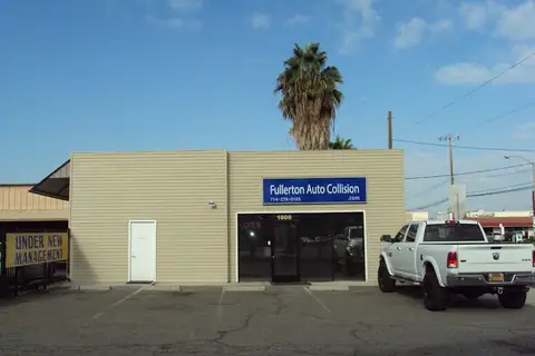 Fullerton Auto Collision in Fullerton