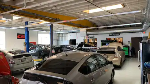 Hybrid 911 Prius And Battery Repairs in Garden Grove