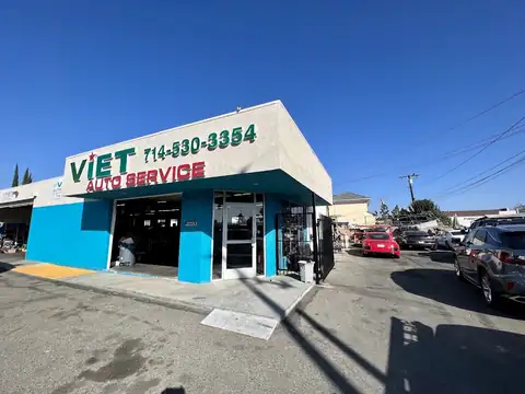 Viet Auto Service in Garden Grove