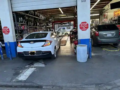 Gilroy Lube Auto Repair in Gilroy