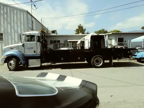 Dino's Body Shop in Goleta