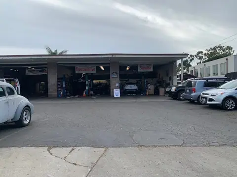 Santa Barbara Windshield Chip Repair in Goleta