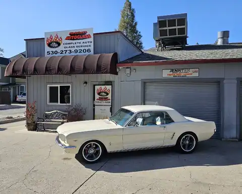 Fletcher's Autoglass LLC. in Grass Valley