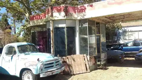 Karl's Smog in Grass Valley