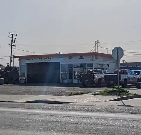 No Limit Tire in Guadalupe