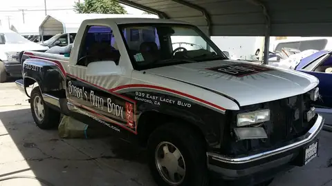 Borba's Auto Body Inc in Hanford