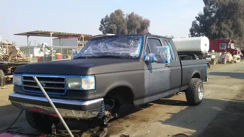 Geno's Diesel Repair in Hanford