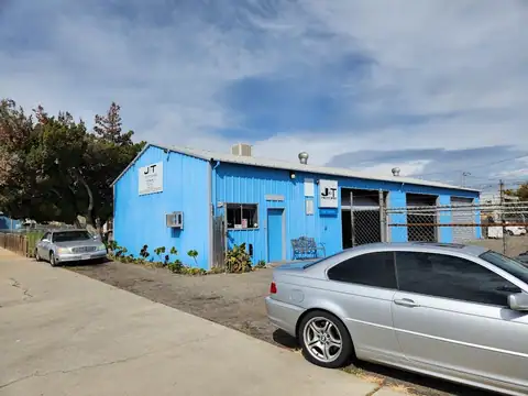 J & T Motors - Bosch Car Service in Hanford