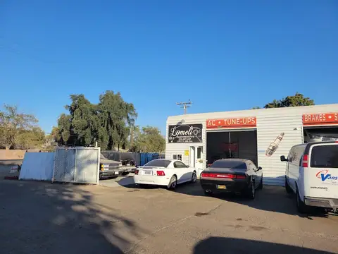 Lomeli Auto Repair in Hanford