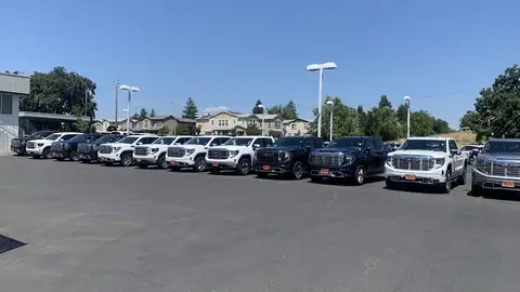 Silveira GMC in Healdsburg