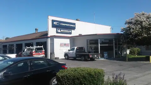 Rossi Bros. Tire and Auto Service in Hollister