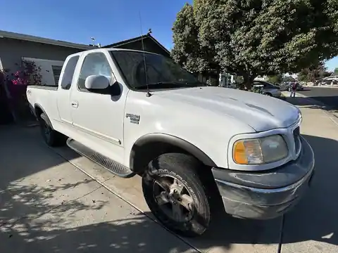 Trey’s Automotive in Hughson