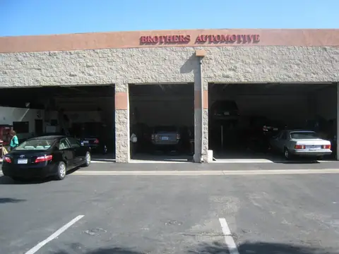 Brothers Automotive in Huntington Beach