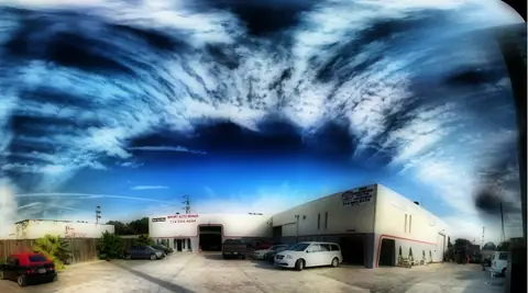 SAM AND SONS AUTO REPAIR GARAGE in Huntington Beach