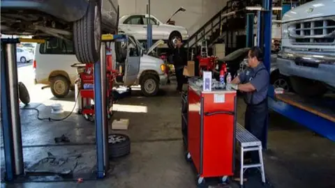 Sully's Auto Repair in Huntington Beach