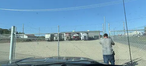 Phillip Hollingsworth's Family RV Service in Jackson