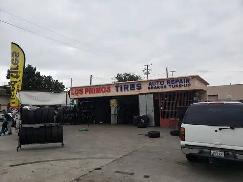 LOS PRIMOS TIRES///// in La Habra