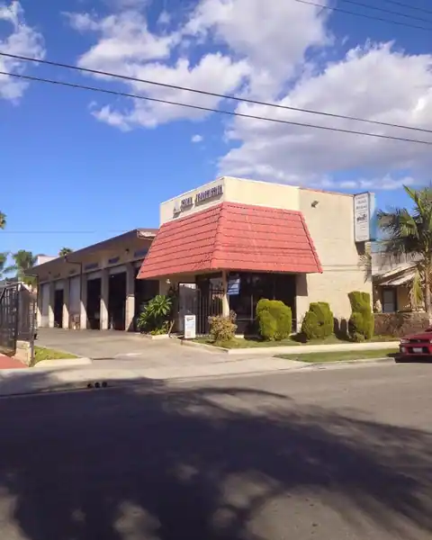 Louie's Auto Repair in La Habra