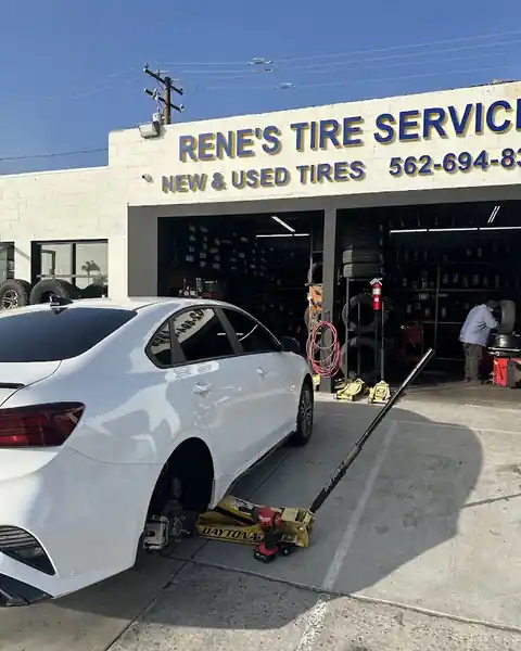 Rene’s Tire Service in La Habra