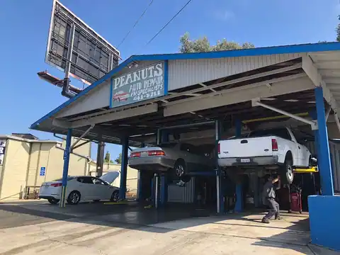 Peanuts Auto Repair in La Mesa