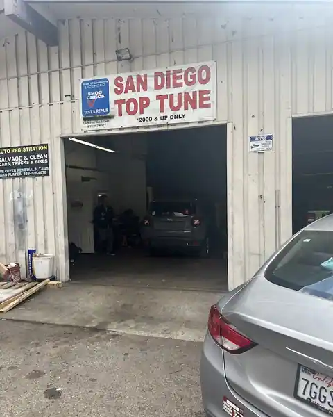 S D Top Tune in La Mesa