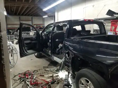 Advance Auto Repair in Lake Forest